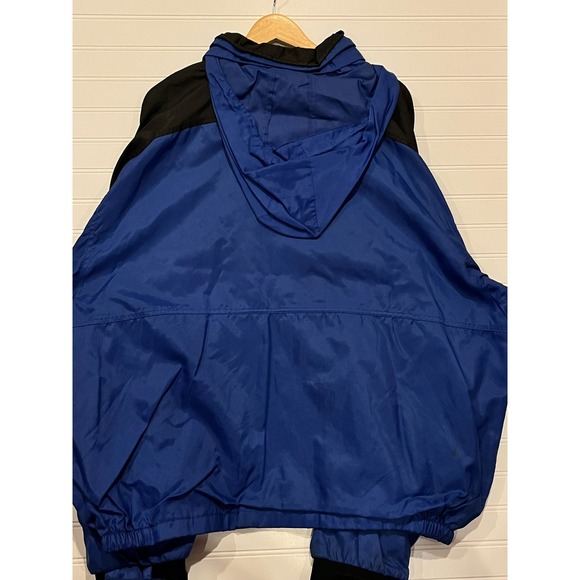 Vintage 90s Marlboro hooded wind breaker - Picture 2 of 4